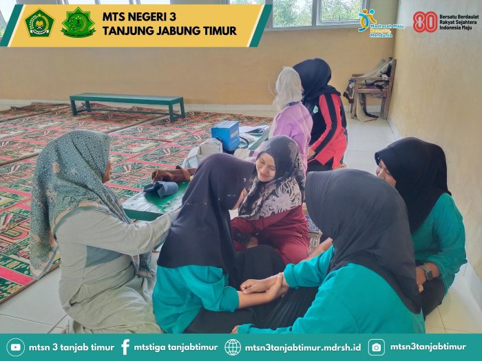 MTsN 3 Tanjung Jabung Timur Gelar Imunisasi HPV untuk Siswi Kelas IX