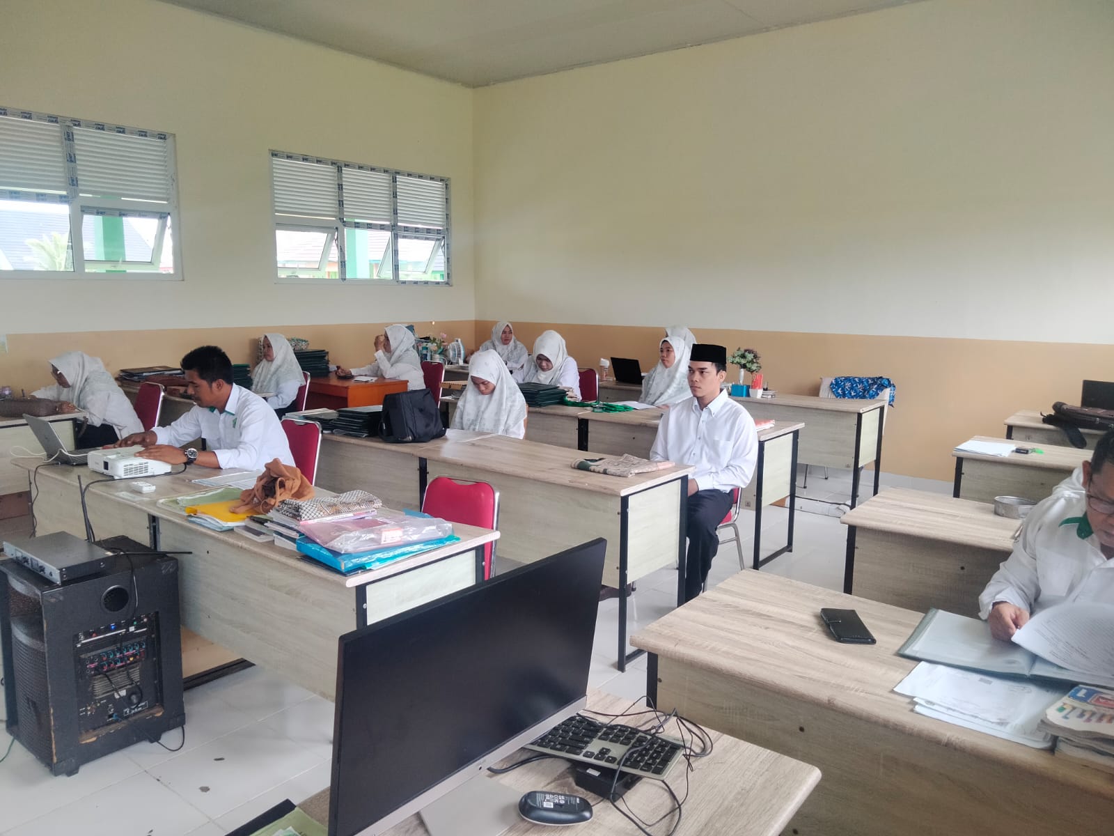 MTsN 3 Tanjung Jabung Timur Gelar Rapat Kelulusan Siswa IX