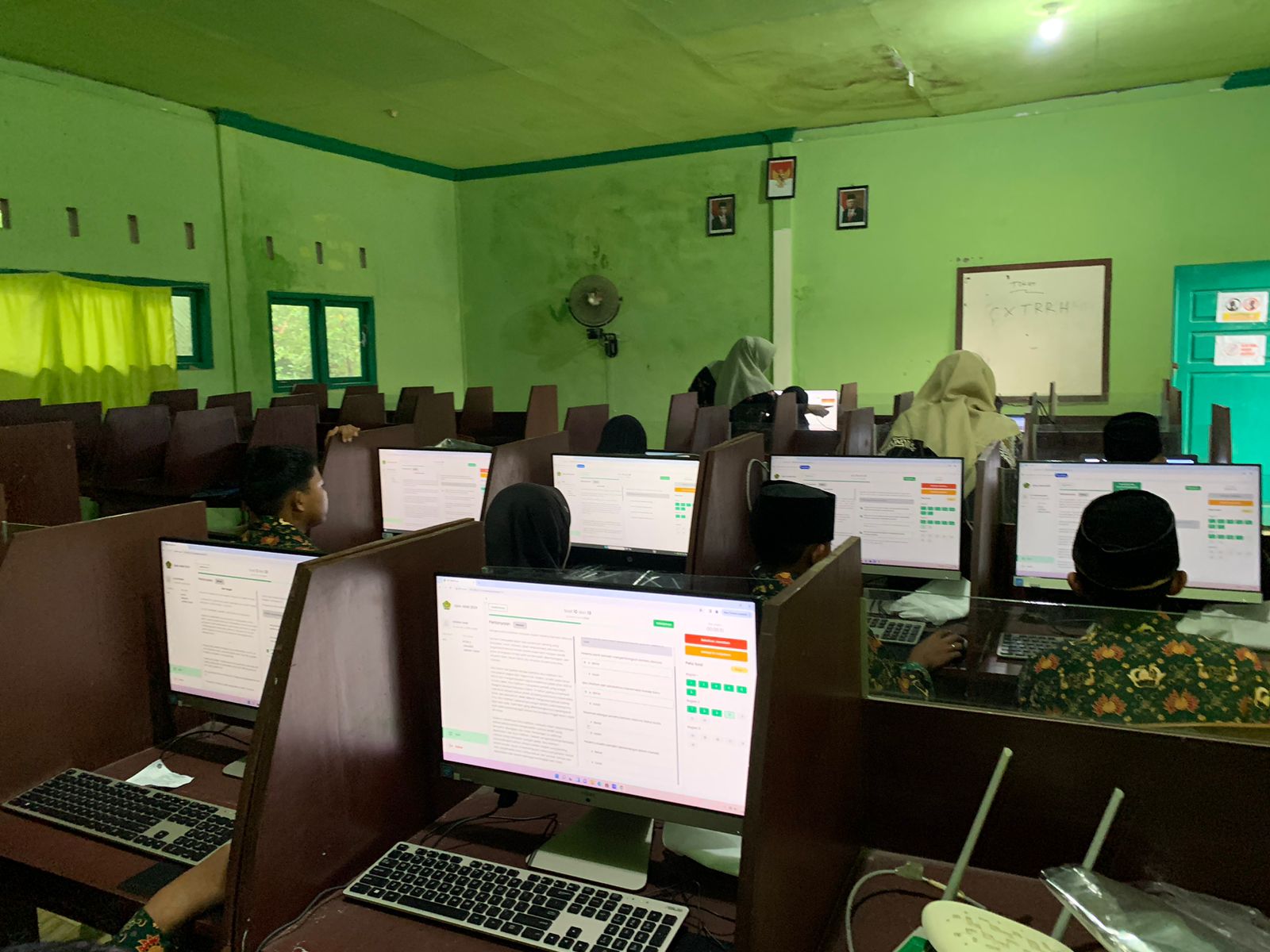 MTsN 3 Tanjung Jabung Timur laksanakan Gladi Assessment Nasional Berbasis Komputer