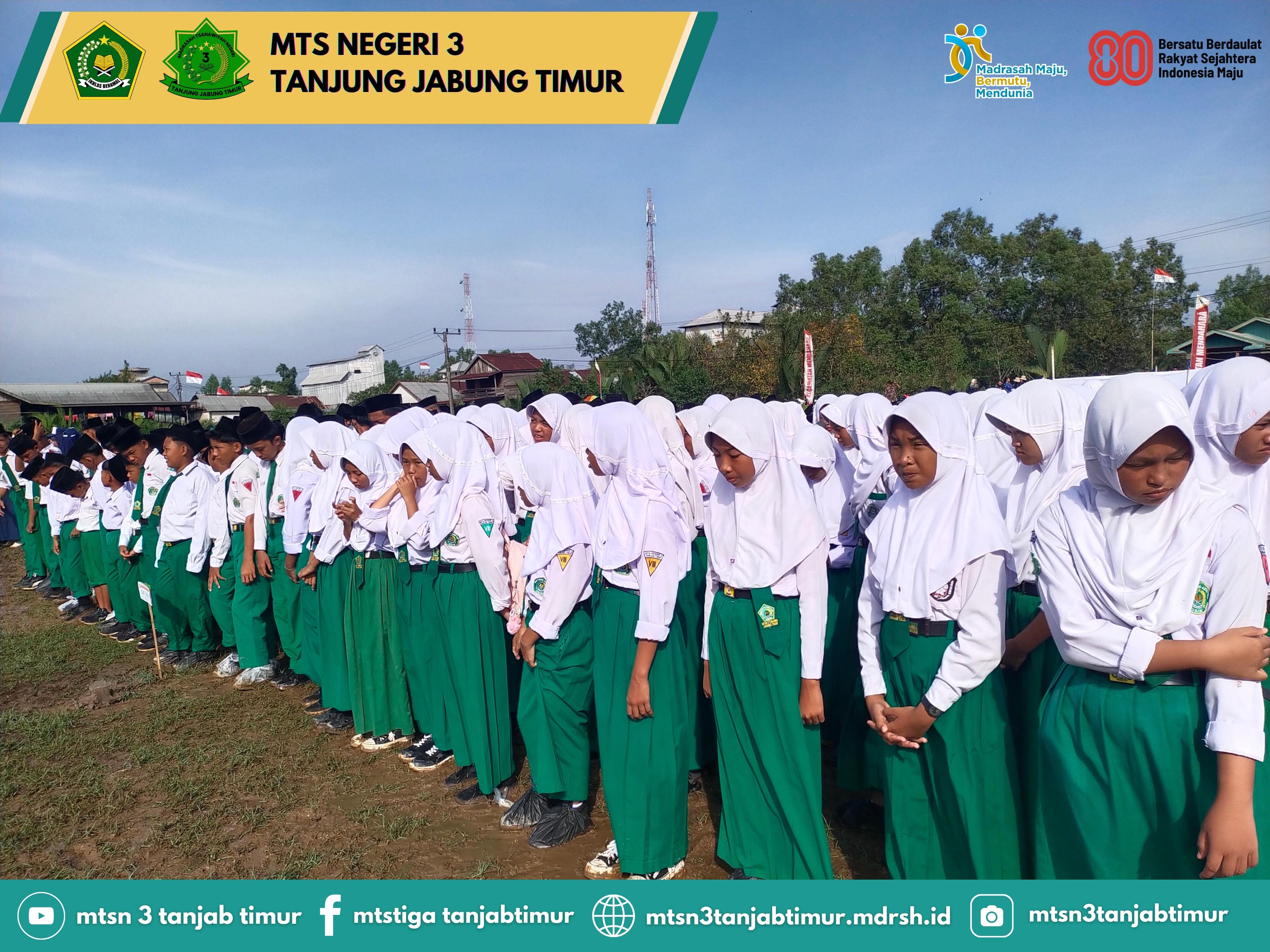 MTsN 3 Tanjung Jabung Timur Ikut Rayakan HUT RI ke-80 dengan Penuh Khidmat 