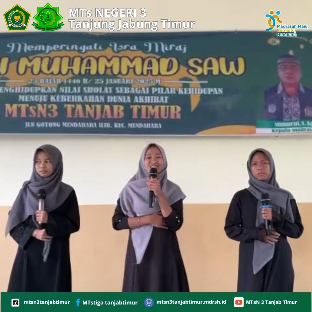 Penampilan Syarhil Qur'an Siswa MTsN 3 Tanjung Jabung Timur di Acara Isra Mi'raj