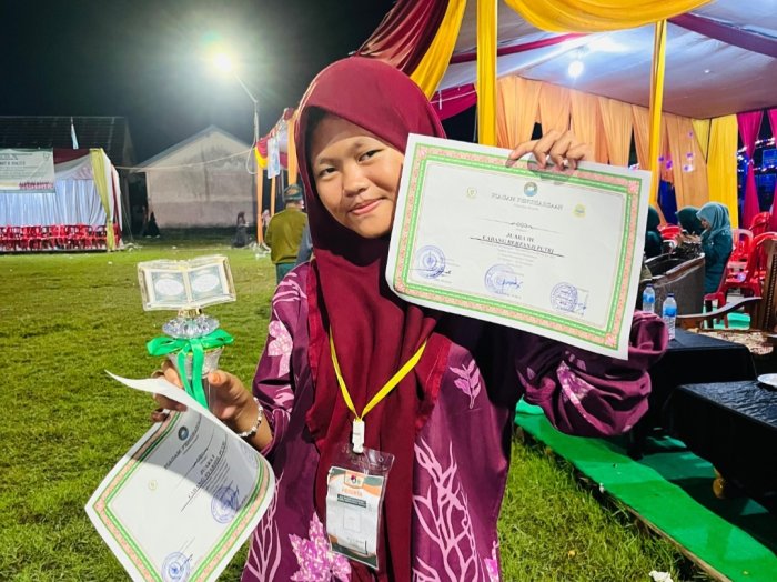 Muda, Berbakat, dan Religius - Afrilia Vega Buktikan Kemampuannya di MTQ Mendahara