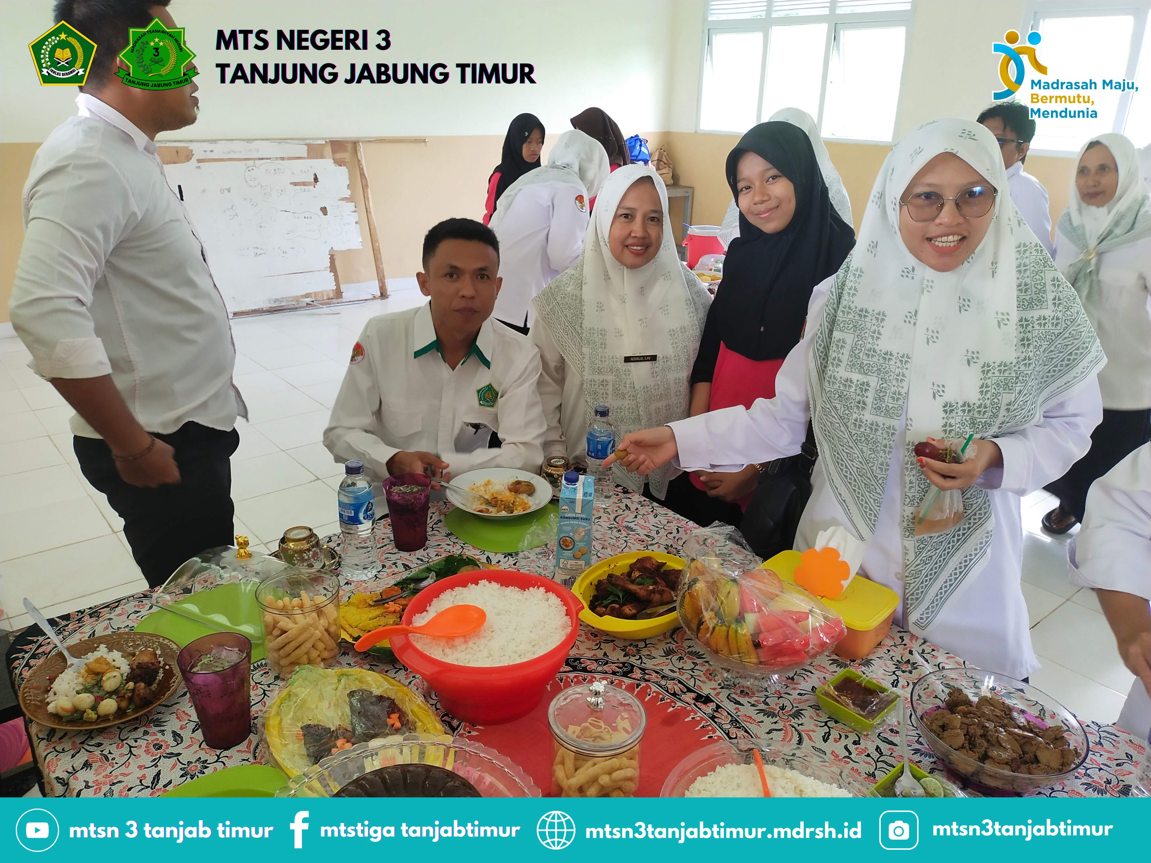 Siswa Kelas IX A MTsN 3 Tanjung Jabung Timur Gelar Praktek Masak 4 Sehat 5 Sempurna