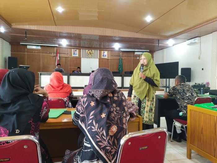 Tiga Guru MTsN 3 Tanjung Jabung Timur Hadiri Undangan Kemenag untuk Penyerahan Berkas TPG