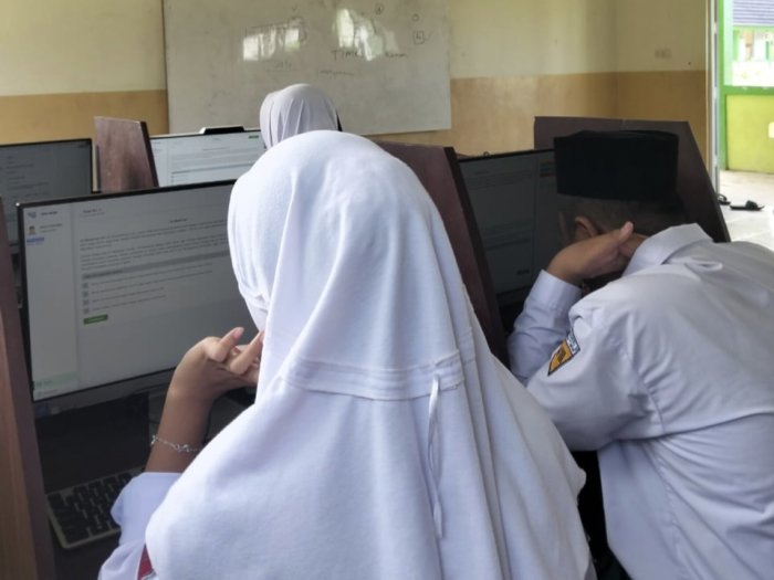 Peserta OMI Bidang Matematika MTsN 3 Tanjung Jabung Timur Gelar Simulasi, Siap Hadapi Pesaing di Tingkat Kabupaten