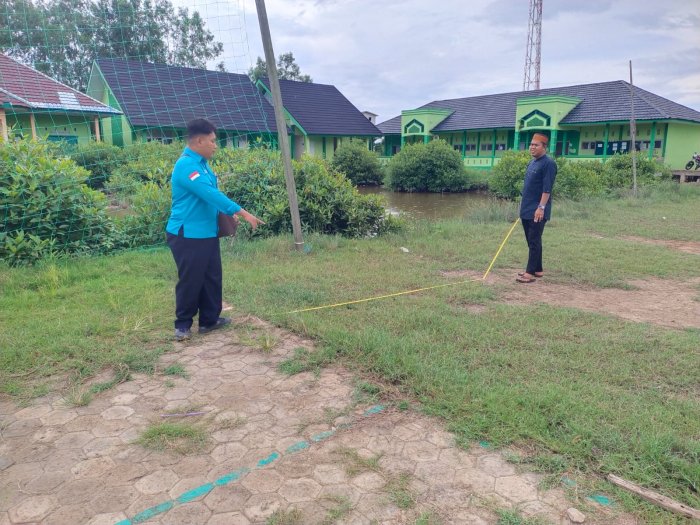 Persiapan Matang, MTsN 3 Tanjung Jabung Timur Lakukan Pengukuran Lokasi Panggung Perpisahan