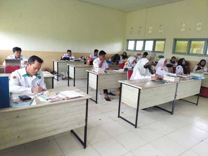 MTSN 3 Tanjung Jabung Timur Gelar Rapat Persiapan Perpisahan dan Pembentukan Panitia PPDB