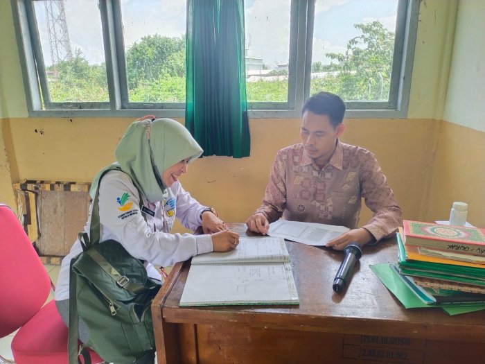 MTsN 3 Tanjung Jabung Timur Terima Kunjungan Kemensos untuk Pendataan Siswa Penerima PKH