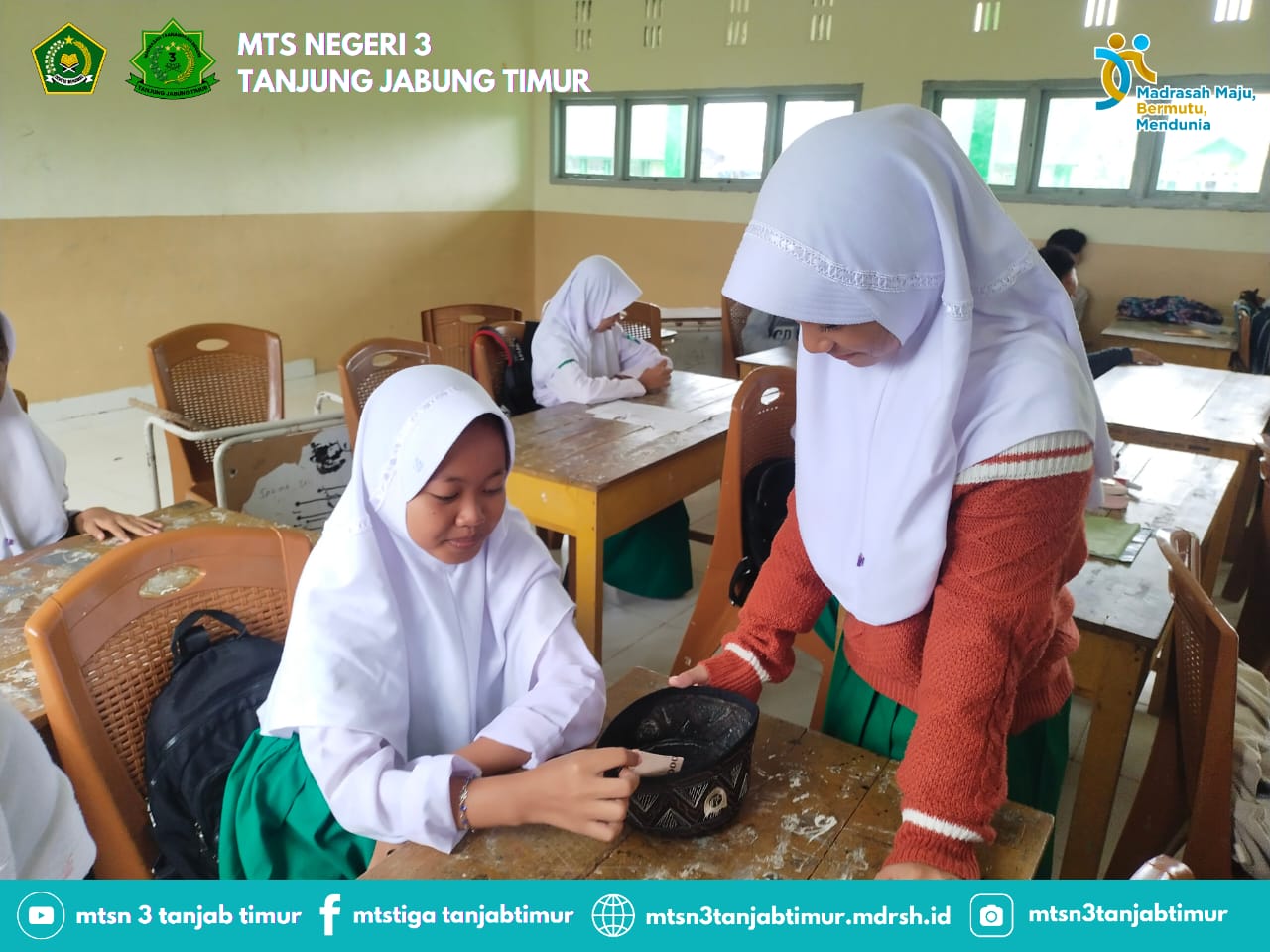 MTsN 3 Tanjung Jabung Timur Gelar Penggalangan Dana Sosial untuk Keluarga Siswa yang Berduka