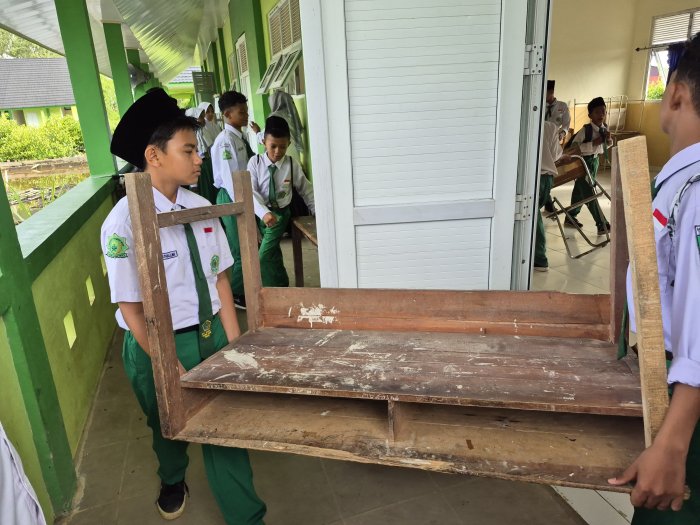 Bahu-Membahu Pagi Hari, Guru dan Siswa MTsN 3 Tanjung Jabung Timur Tata Ruang Sekolah