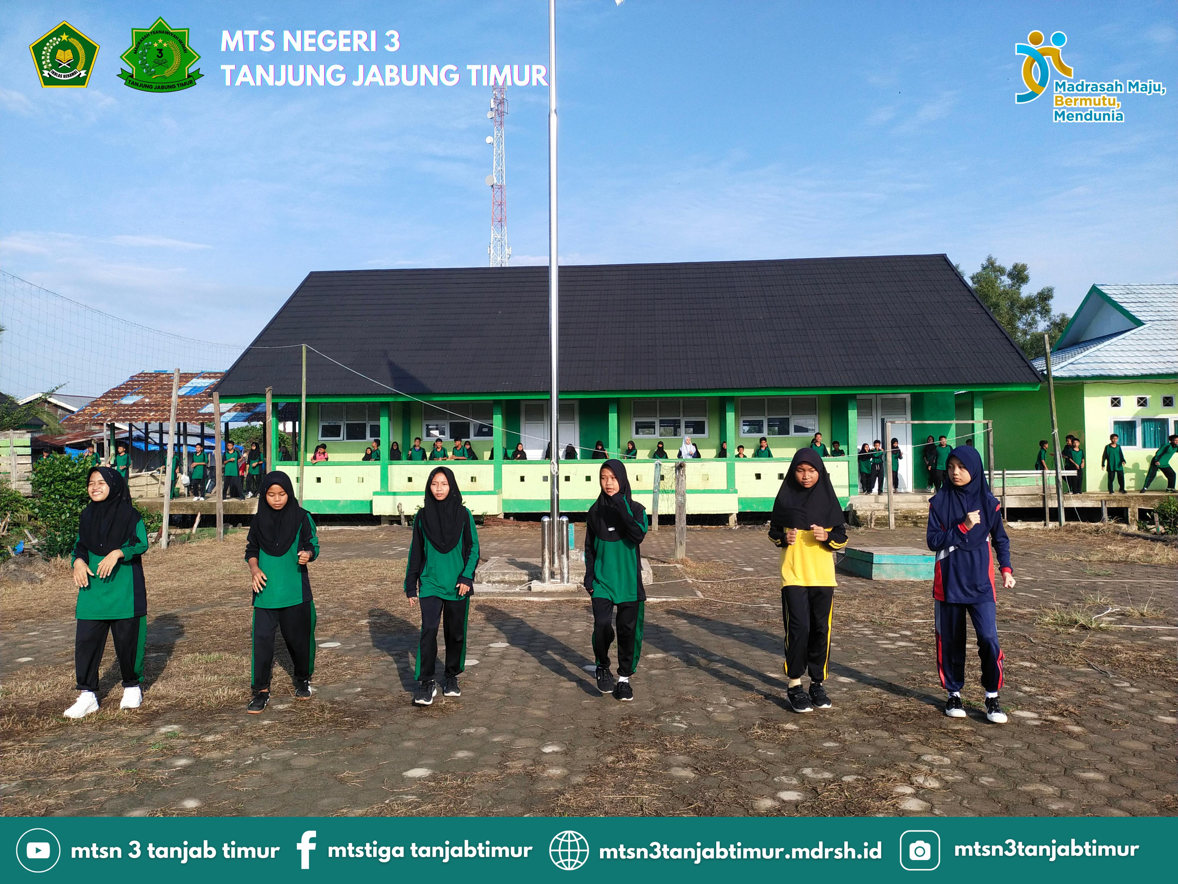 Senam Pagi Sabtu MTsN 3 Tanjung Jabung Timur: Semangat yang Tak Padam di Teras Madrasah