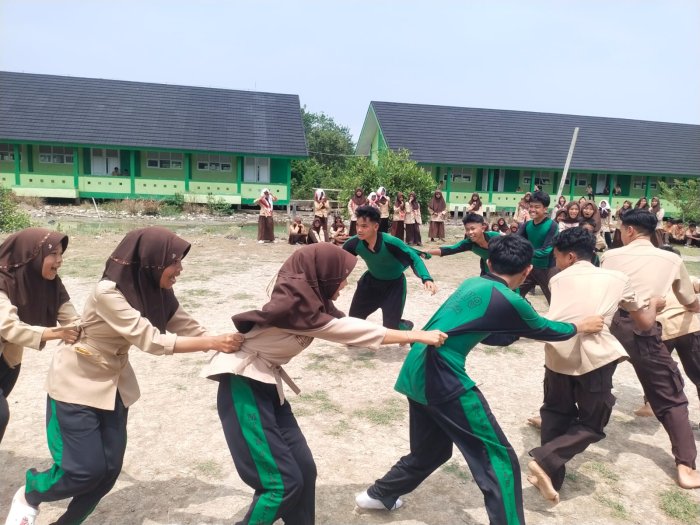 MTsN 3 Tanjung Jabung Timur Gelar Beragam Lomba Meriahkan HUT RI ke-81 MTsN 3 Tanjung Jabung Timur Gelar Beragam Lomba Meriahkan HUT RI ke-81