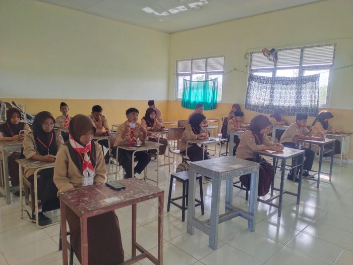 MTsN 3 Tanjung Jabung Timur Gelar Ujian Madrasah Berbasis Android, Hari Pertama Berjalan Lancar