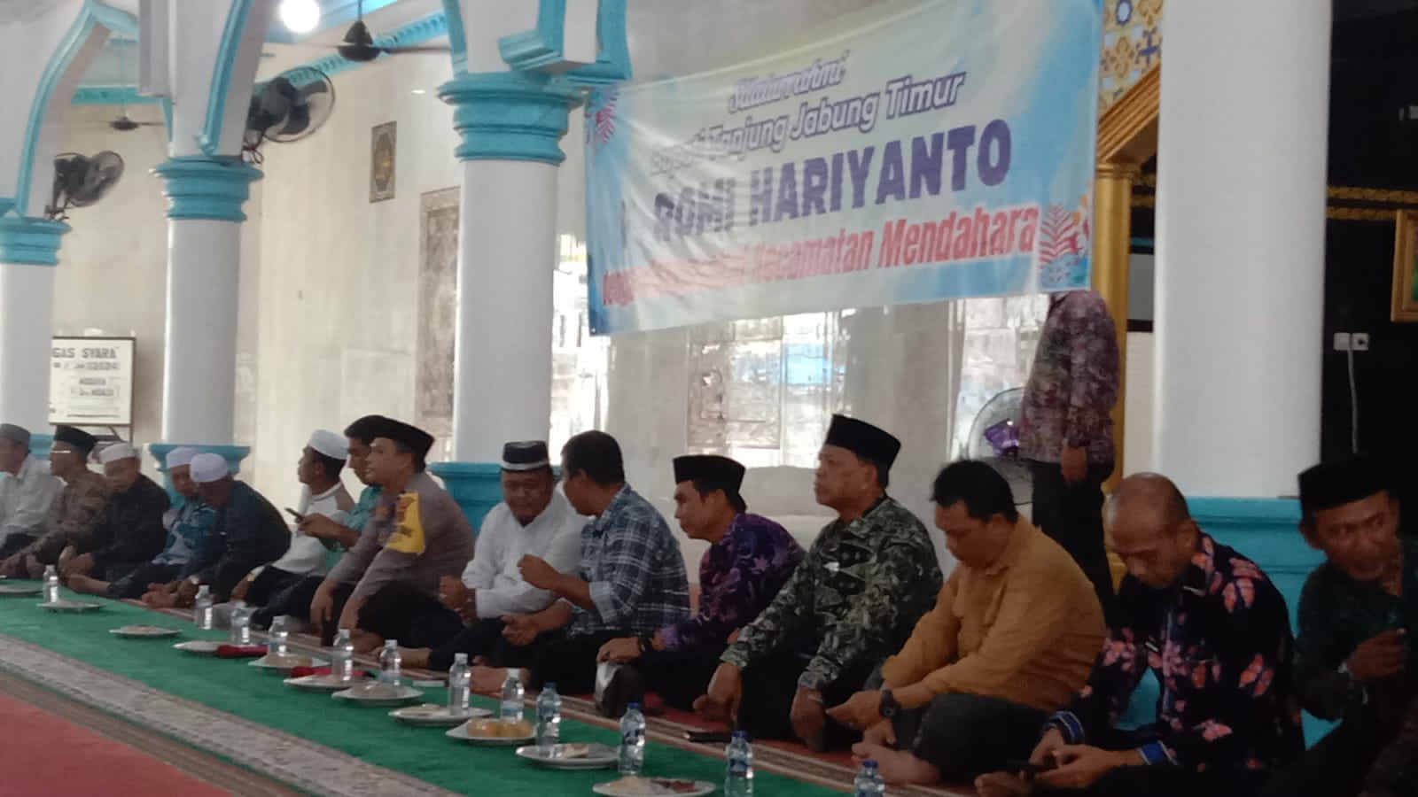 Humas MTsN 3 Tanjung Jabung Timur Hadiri Acara Kunjungan dan Silaturahmi Bupati Tanjung Jabung Timur di Masjid Agung Mendahara Ilir.